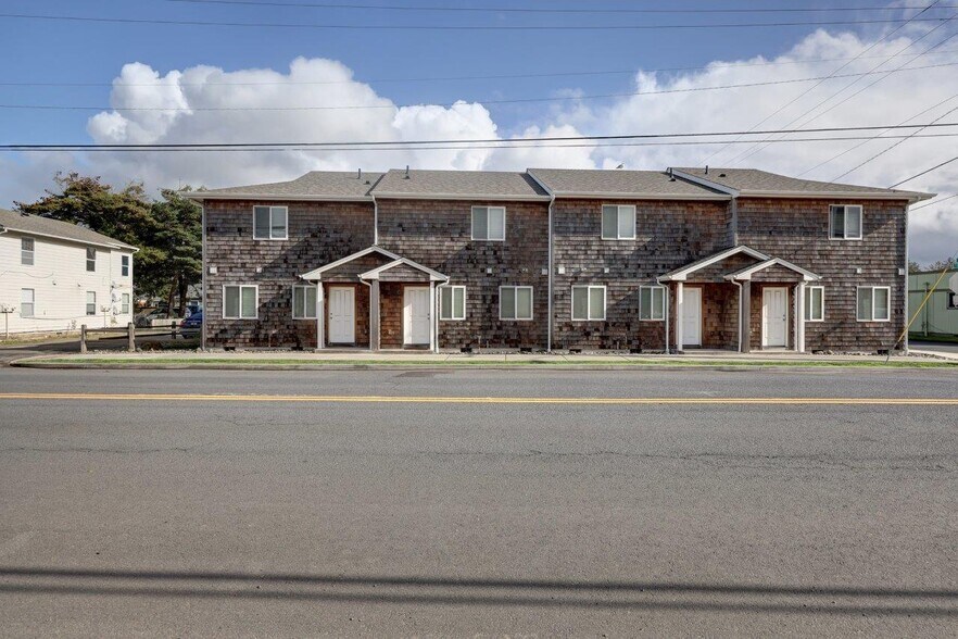 740 Avenue G, Seaside, OR à vendre - Photo de l’immeuble – Image 2 sur 18