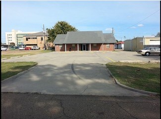 Plus de détails pour 908 Spruce St, Texarkana, TX - Bureau à vendre