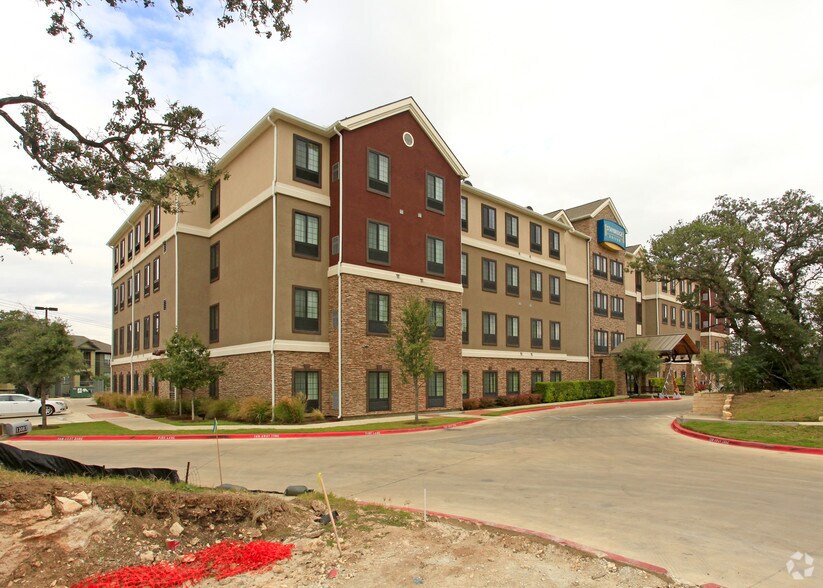 13087 Research Blvd, Austin, TX à vendre - Photo de l’immeuble – Image 2 sur 18