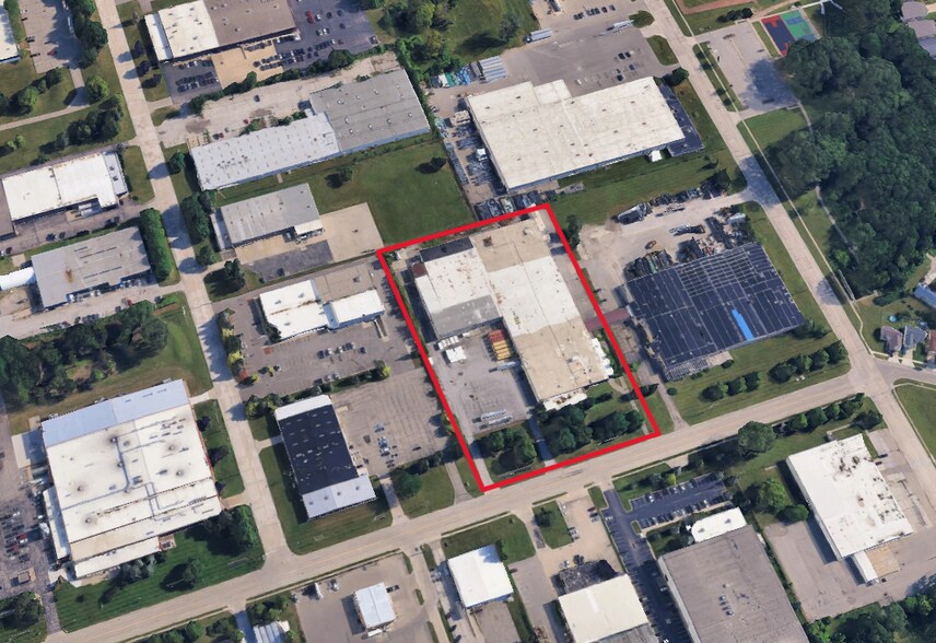 1721 Dove St, Port Huron, MI à louer - Photo de l’immeuble – Image 2 sur 16