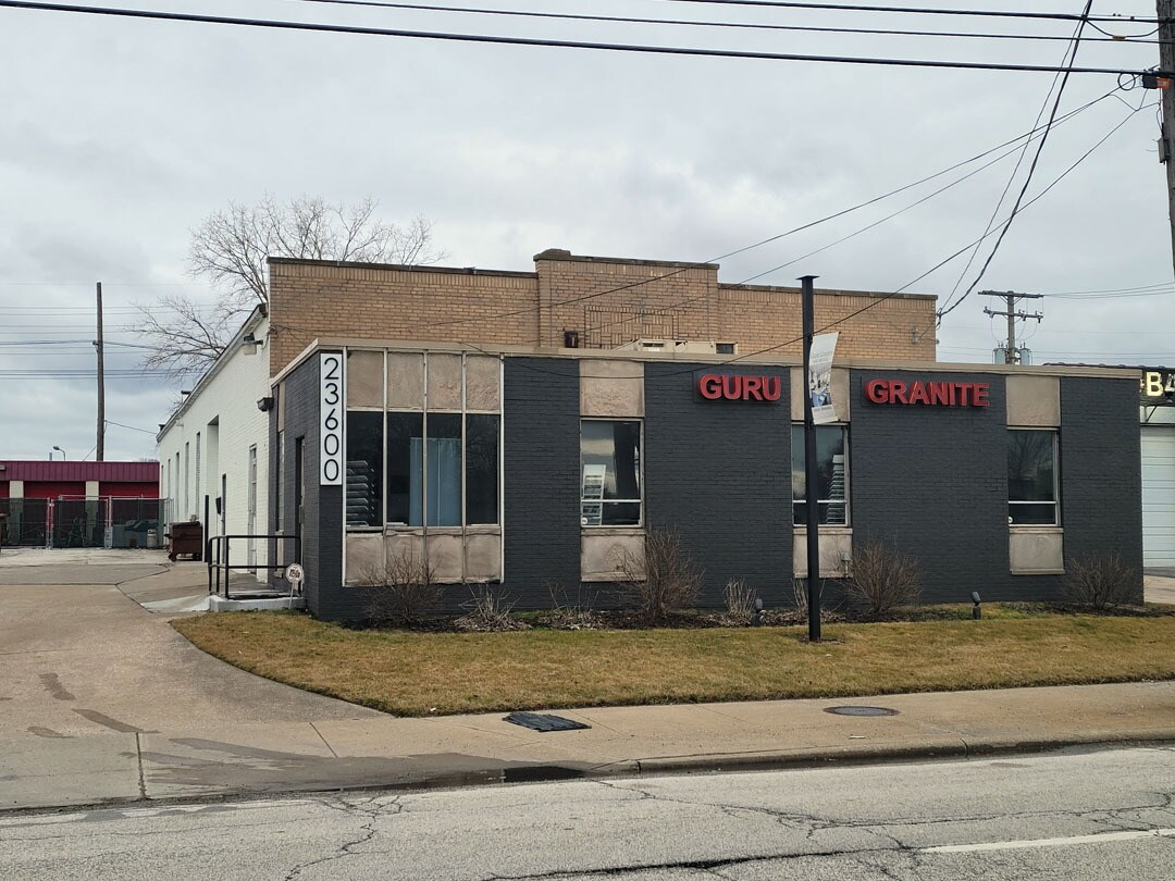 23600 Lakeland Blvd, Euclid, OH à louer Photo principale– Image 1 sur 8