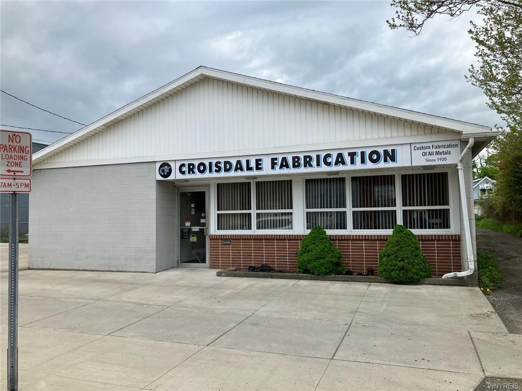 2543 Seneca Ave, Niagara Falls, NY à vendre Photo principale– Image 1 sur 13