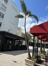 1990 Main St, Sarasota, FL à louer Photo intérieure– Image 2 sur 9