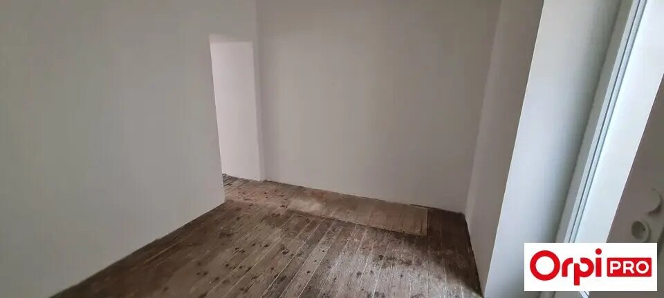 Local d'activités dans Saint-Brieuc à vendre - Photo de l’immeuble – Image 3 sur 4