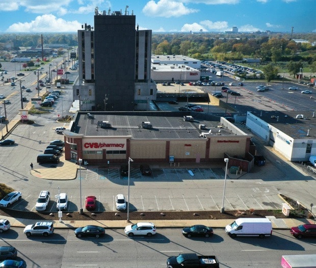 7200 W Cermak Rd, North Riverside, IL à louer - Photo de l’immeuble – Image 3 sur 20