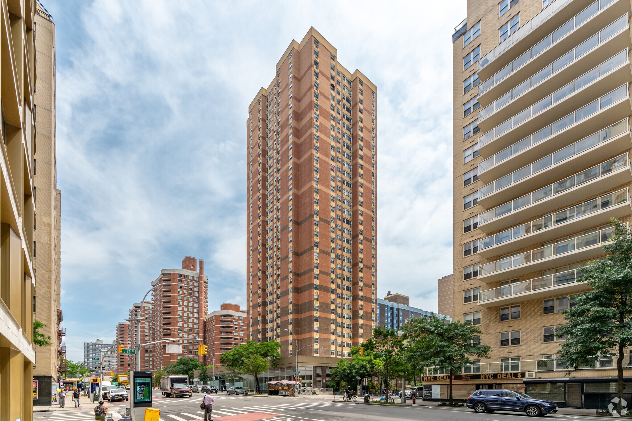 444 2nd Ave, New York, NY à louer Photo principale– Image 1 sur 6