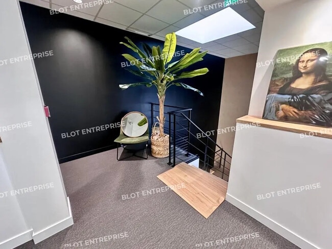 Plus de détails pour Bureau à louer