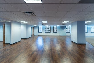 180 N Michigan Ave, Chicago, IL à louer Photo intérieure– Image 2 sur 9