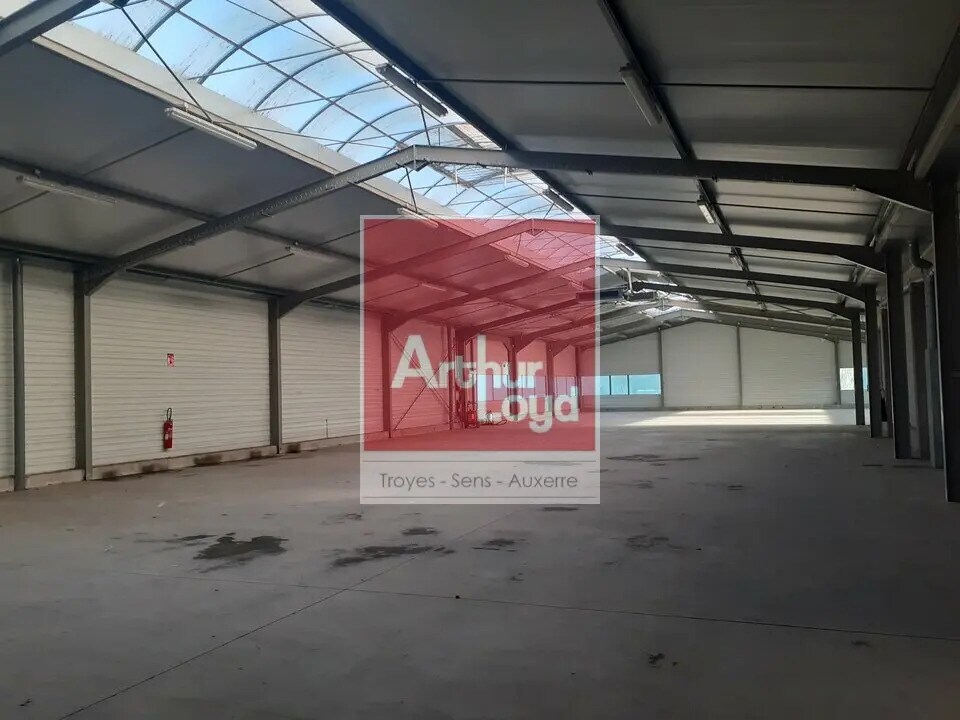Industriel/Logistique dans Troyes à louer Photo intérieure– Image 1 sur 11