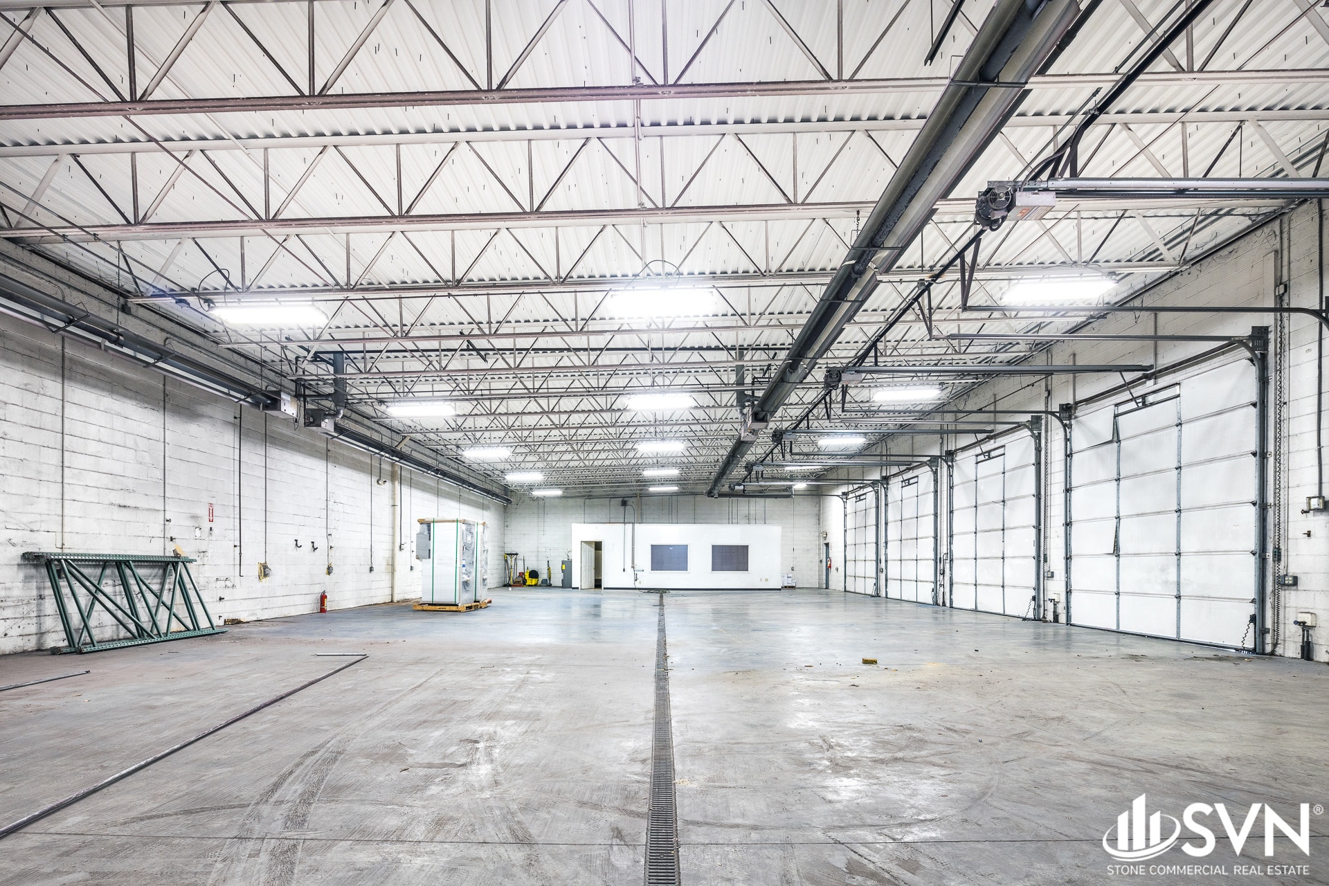 2408 Over Dr, Lexington, KY à louer Photo principale– Image 1 sur 12