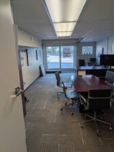 2425 Pineapple Ave, Melbourne, FL à louer Photo intérieure– Image 2 sur 5