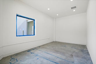 10926 Randall St, Sun Valley, CA à louer Photo intérieure– Image 2 sur 11