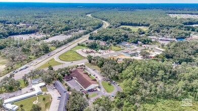 5431 E Silver Springs Blvd, Silver Springs, FL à louer Photo de l’immeuble– Image 2 sur 9