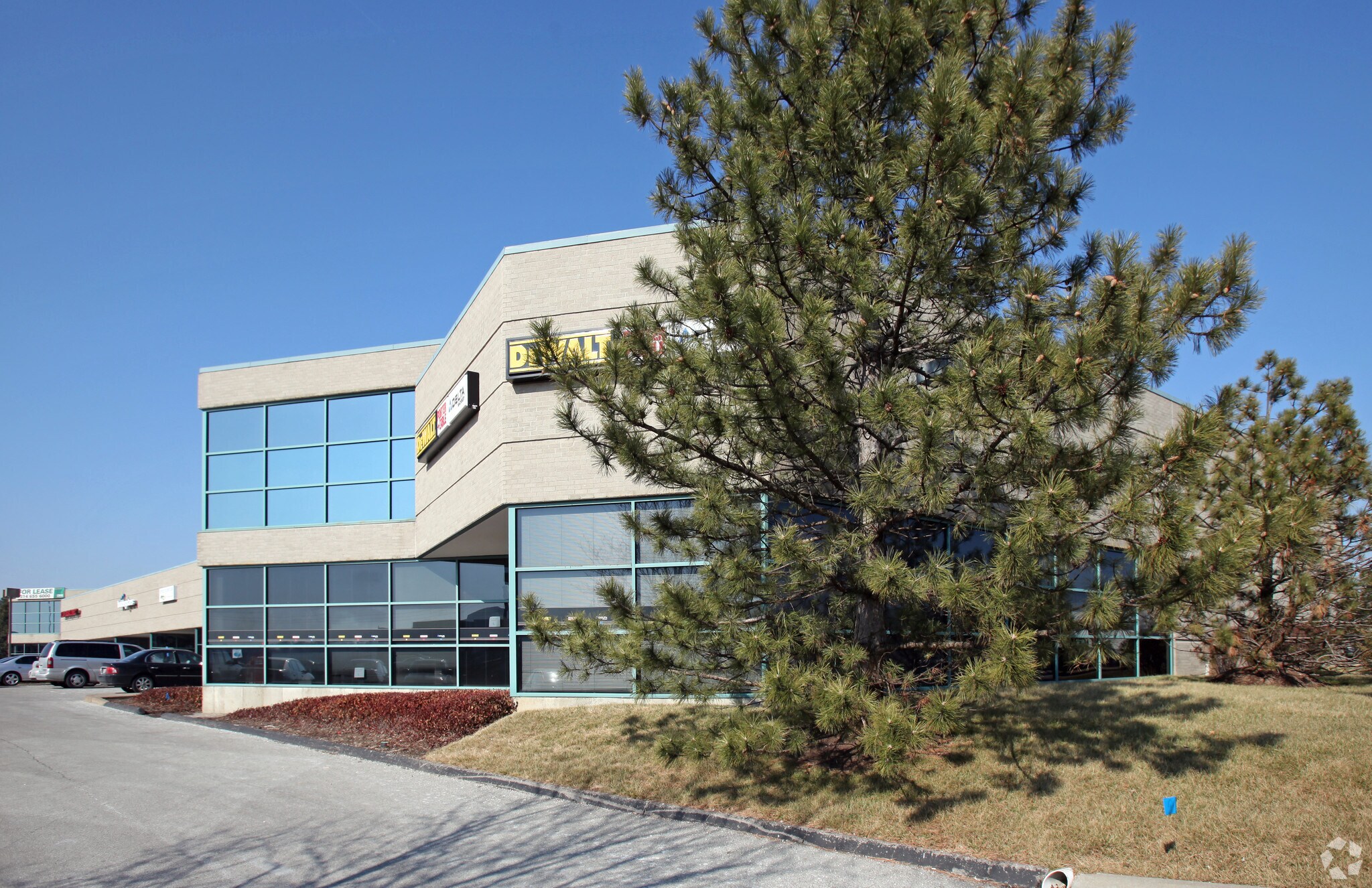 11477-11493 Page Service Dr, Maryland Heights, MO à louer Photo principale– Image 1 sur 8