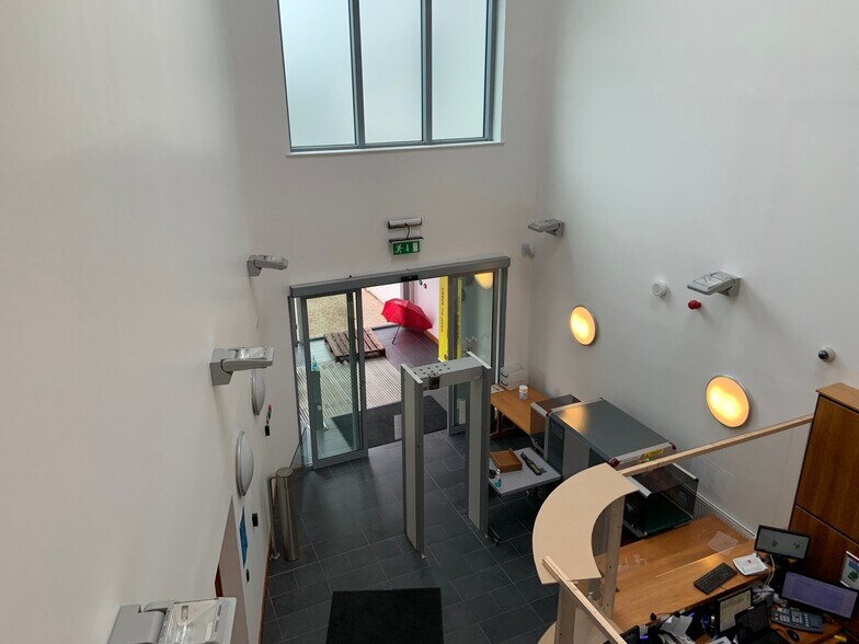 35 Limavady Rd, Londonderry à vendre - Photo de l’immeuble – Image 3 sur 4