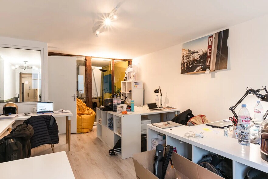 Espace de coworking dans Paris à louer - Photo intérieure – Image 2 sur 16