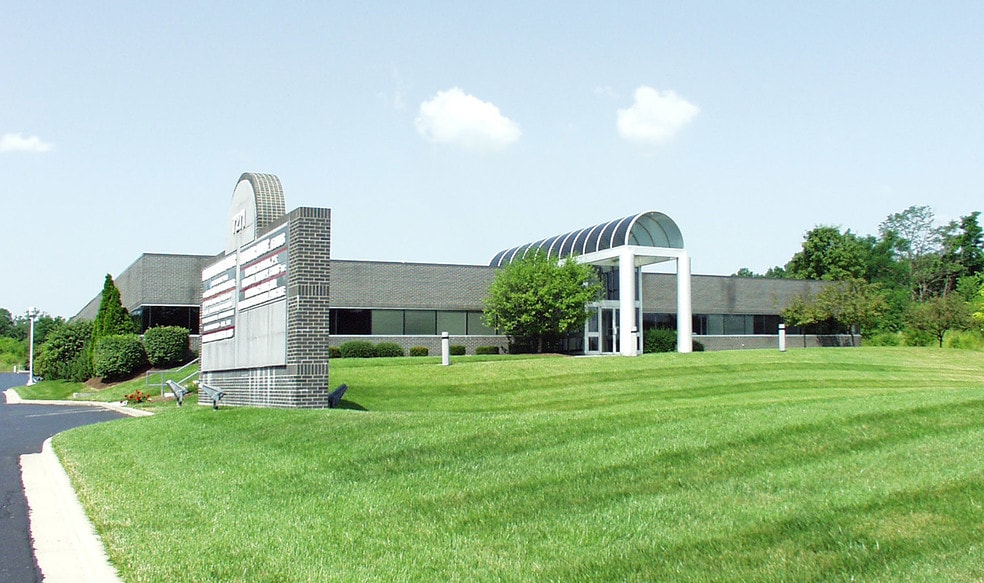 7271 N Main St, Dayton, OH à louer - Photo de l’immeuble – Image 3 sur 8