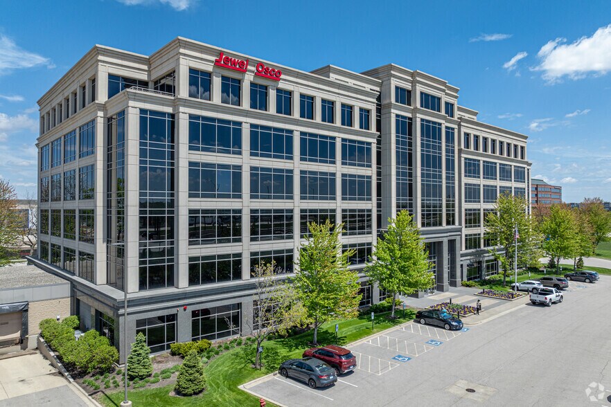 150 E Pierce Rd, Itasca, IL à louer - Photo principale – Image 1 sur 5