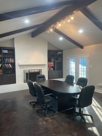 Plus de détails pour 8123 W Highway 71, Austin, TX - Bureau à louer