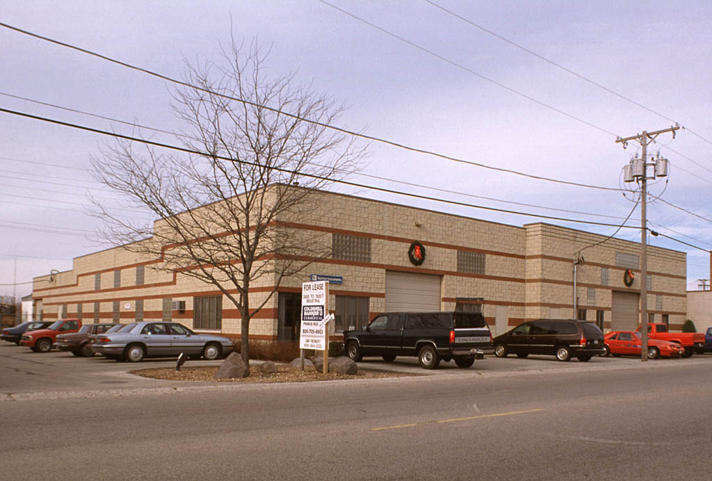 732-738 N Highland Ave, Aurora, IL à louer Photo principale– Image 1 sur 9