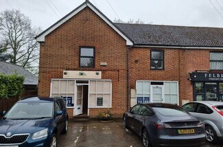 Plus de détails pour 29 Crawley Down Rd, East Grinstead - Bureau/Local commercial à louer