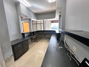 10648-10660 S Western Ave, Chicago, IL à louer Photo intérieure– Image 2 sur 8