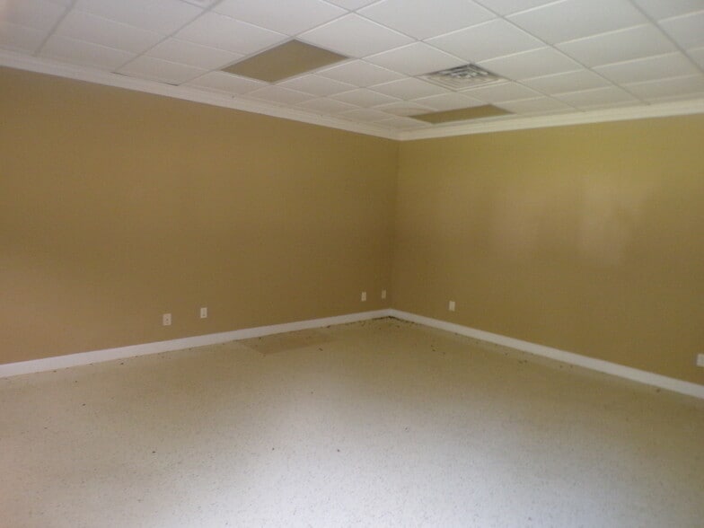 2991 New Hopewell Rd, Hartsville, SC à louer - Photo intérieure – Image 2 sur 14