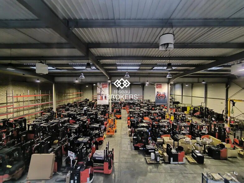 Industriel/Logistique dans Trappes à louer - Photo de l’immeuble – Image 3 sur 7