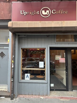Plus de détails pour 860 Manhattan Ave, Brooklyn, NY - Local commercial à louer