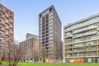 Plus de détails pour 1 Tapper Walk, Londres - Local commercial à louer