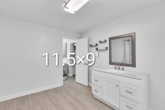 1213 Hartford Tpke, Vernon, CT à louer Photo intérieure– Image 1 sur 1