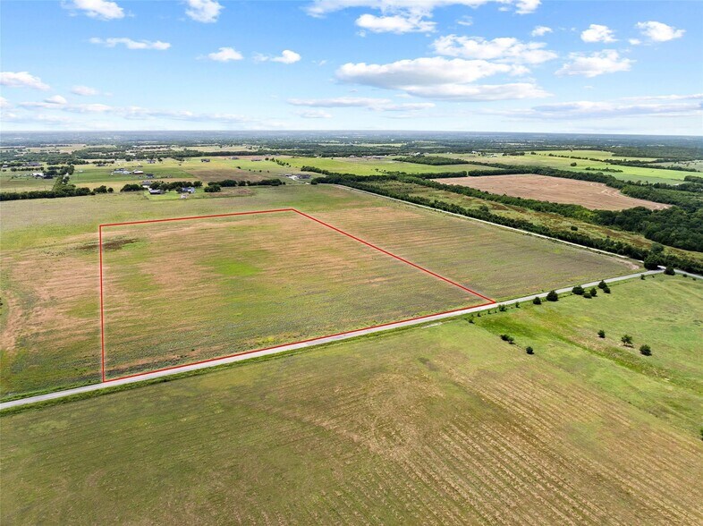 Sedalia & Bucksnort portefeuille de 2 biens à vendre sur LoopNet.fr - Aérien – Image 1 sur 12