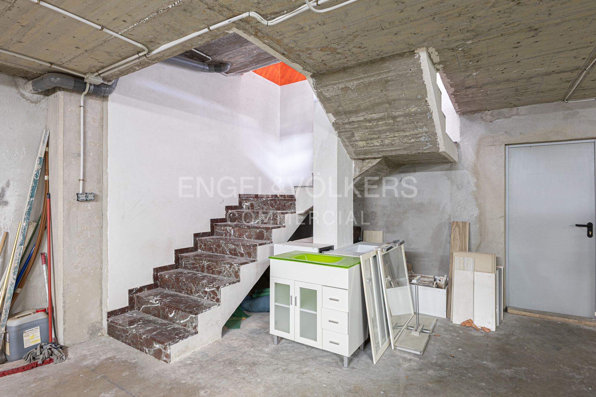 Bureaux/Local commercial dans Esplugues de Llobregat, Barcelona à louer Photo intérieure– Image 1 sur 4