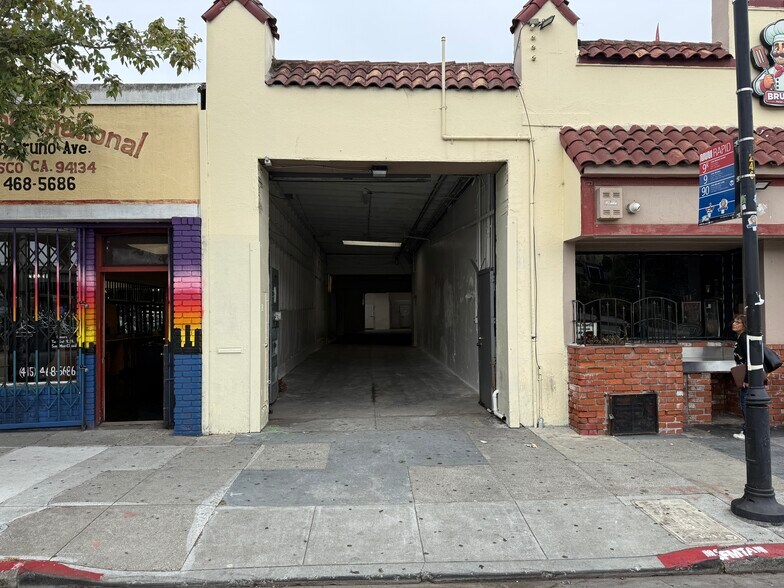 2414 San Bruno Ave, San Francisco, CA à louer - Photo de l’immeuble – Image 3 sur 33