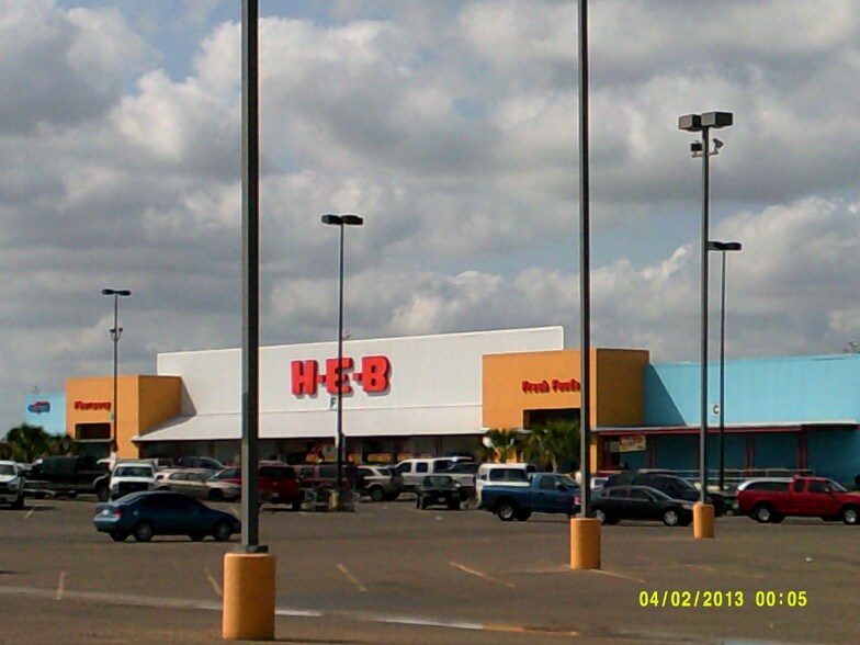 1095 W Us Highway 77, San Benito, TX à louer - Photo de l’immeuble – Image 2 sur 5