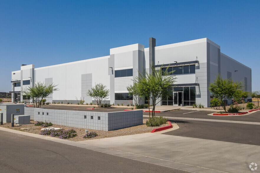 5004 S 71st St, Mesa, AZ à louer - Photo de l’immeuble – Image 2 sur 6