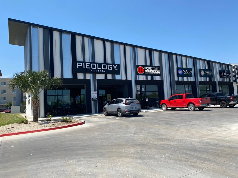 508 W Trenton Rd, Edinburg, TX à louer - Photo de l’immeuble – Image 3 sur 6
