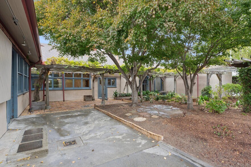 253 S 25th St, Richmond, CA à vendre - Photo de l’immeuble – Image 3 sur 99