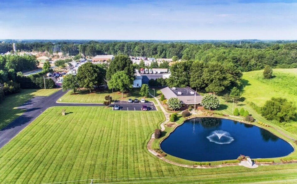 4519 Old Charlotte Hwy, Monroe, NC à louer - Photo de l’immeuble – Image 2 sur 23