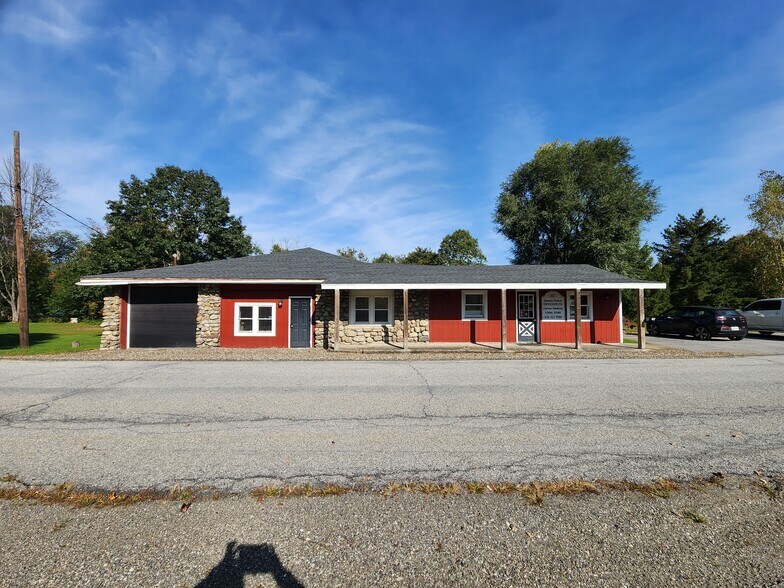 47 Burdick Rd, Lagrangeville, NY à vendre - Photo principale – Image 1 sur 3