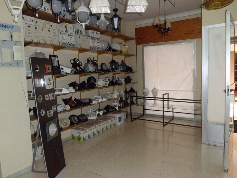 Local commercial dans El Ejido, Almería à vendre - Photo de l’immeuble – Image 3 sur 9