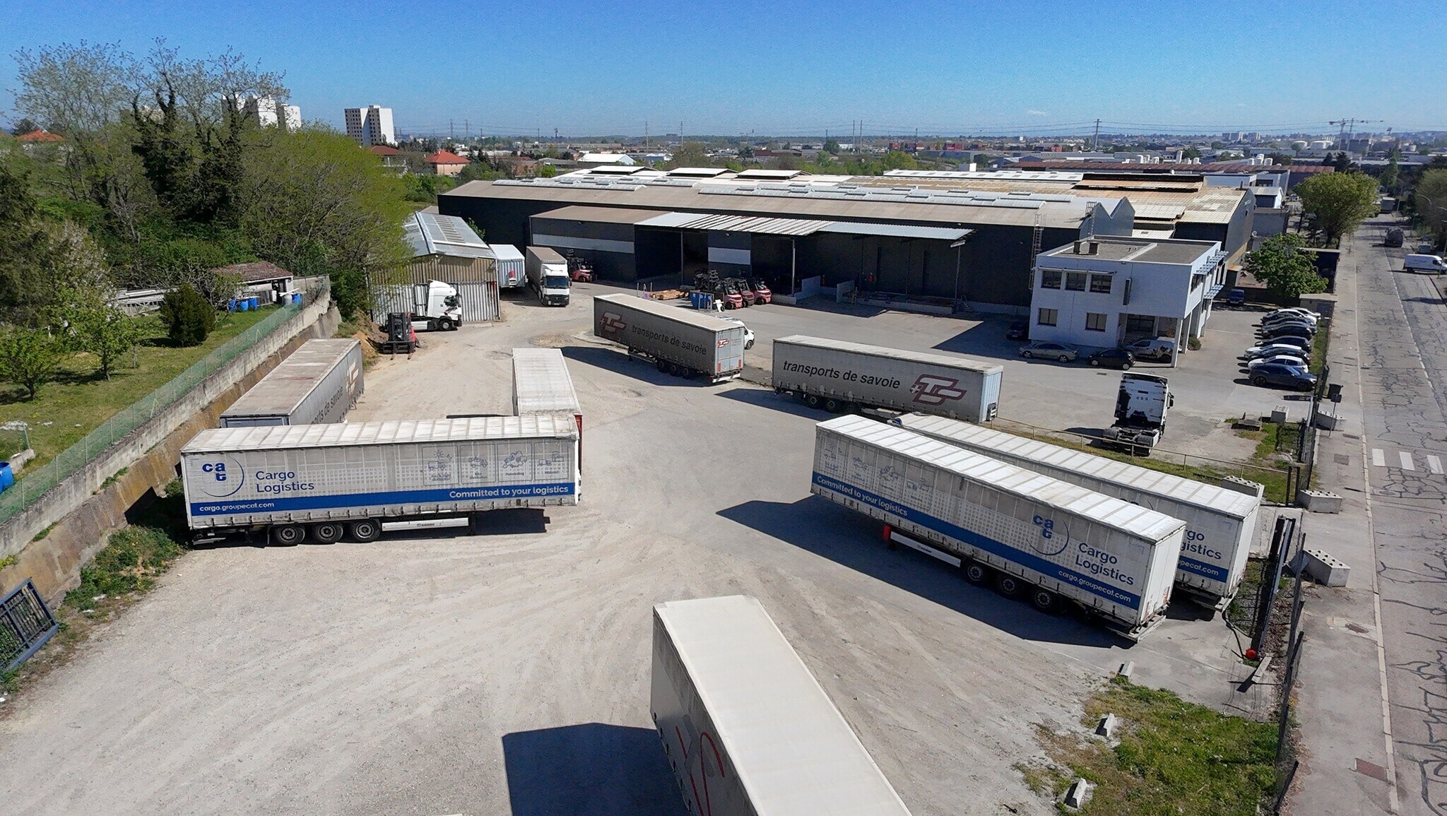 Rue Eugène Hénaff, Vénissieux à vendre Photo principale– Image 1 sur 10