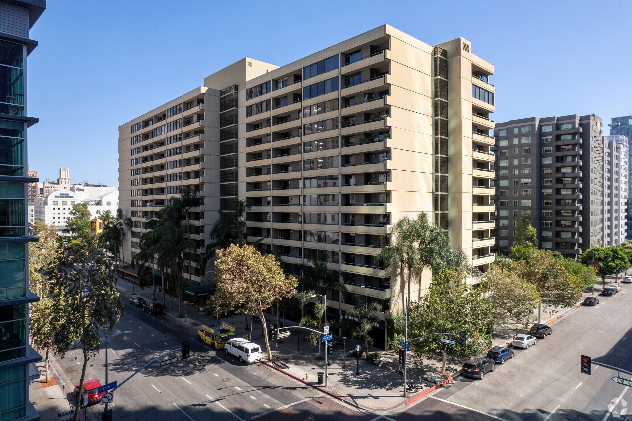 600-638 W 9th St, Los Angeles, CA à louer Photo principale– Image 1 sur 5
