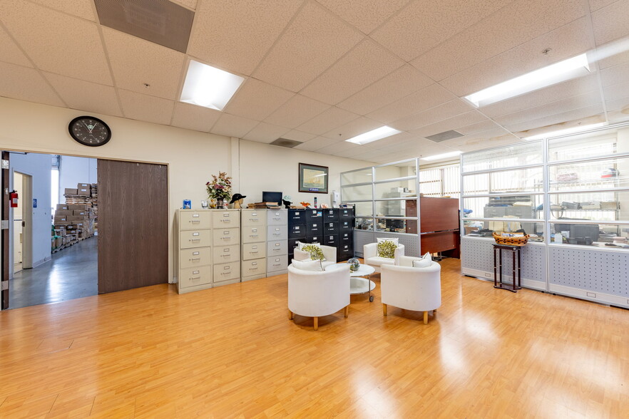 19827 Hamilton Ave, Torrance, CA à louer - Photo intérieure – Image 3 sur 20