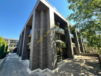 Plus de détails pour Local d'activités à louer