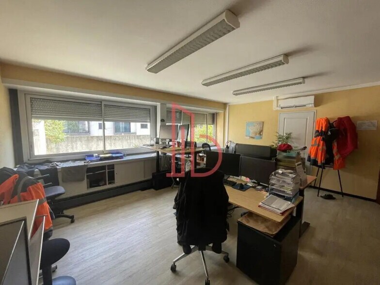 Bureau dans Bordeaux à vendre - Photo de l’immeuble – Image 3 sur 6