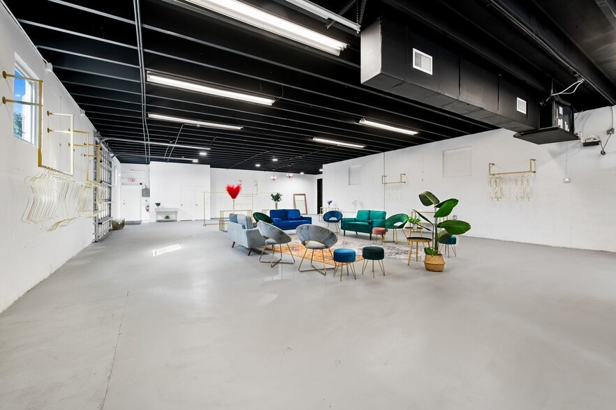 1160 NE 24th Ct, Wilton Manors, FL à louer - Photo intérieure – Image 1 sur 11