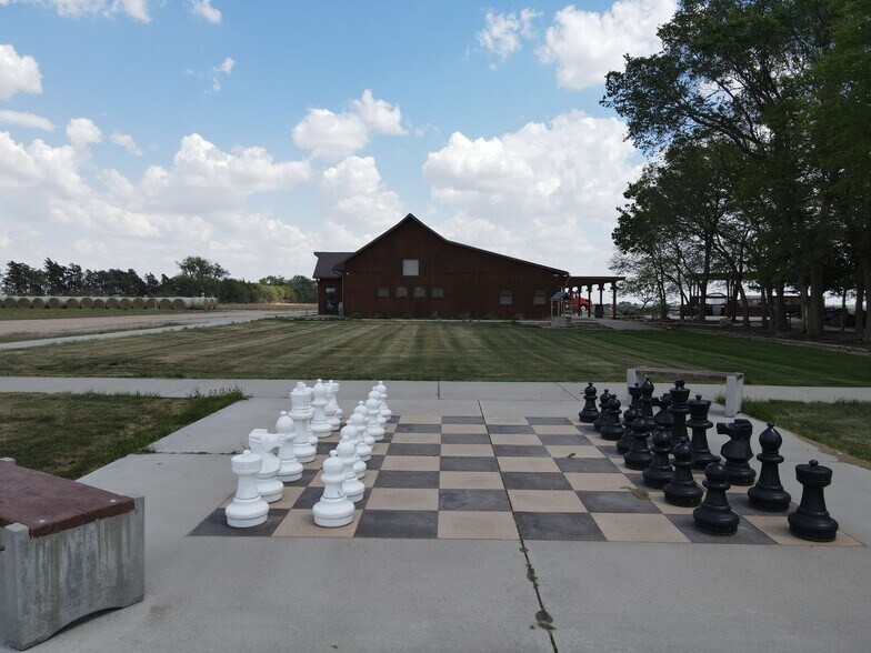 7155 Pawnee Rd, Gibbon, NE à vendre - Photo de l’immeuble – Image 1 sur 1