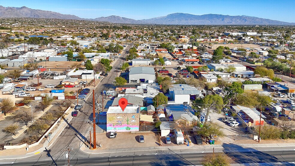 3702 E Hardy Dr, Tucson, AZ à louer - Photo de l’immeuble – Image 3 sur 41