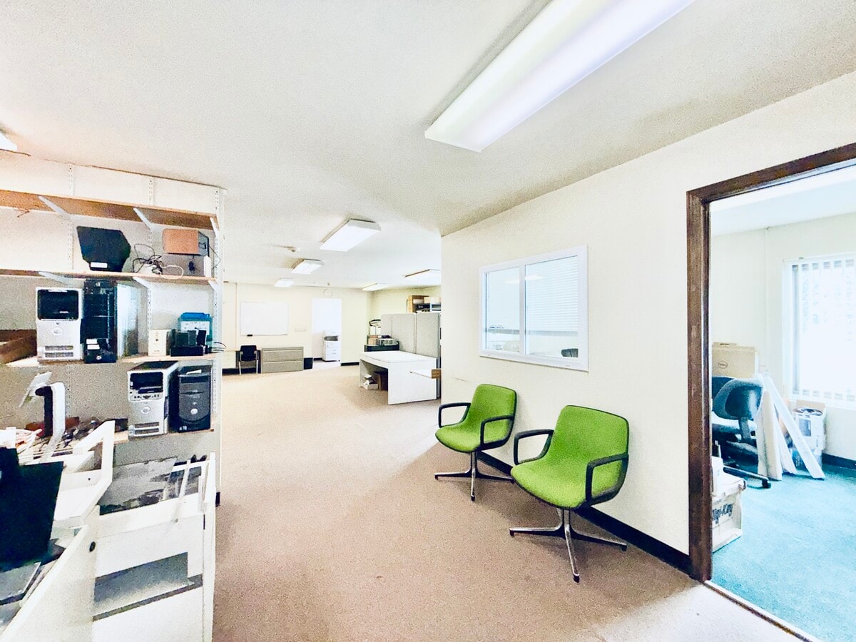 272 Us Highway 206, Flanders, NJ 07836 - Lot CC06 -  - Photo intérieure - Image 1 of 11